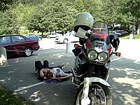 Claus-Thorsten und Simone nutzen die Gelegenheit zum Mittagsschläfchen